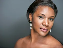 Elizabeth Llewellyn credit Shirley Suarez a720b466791c212ae25d0b802474c347